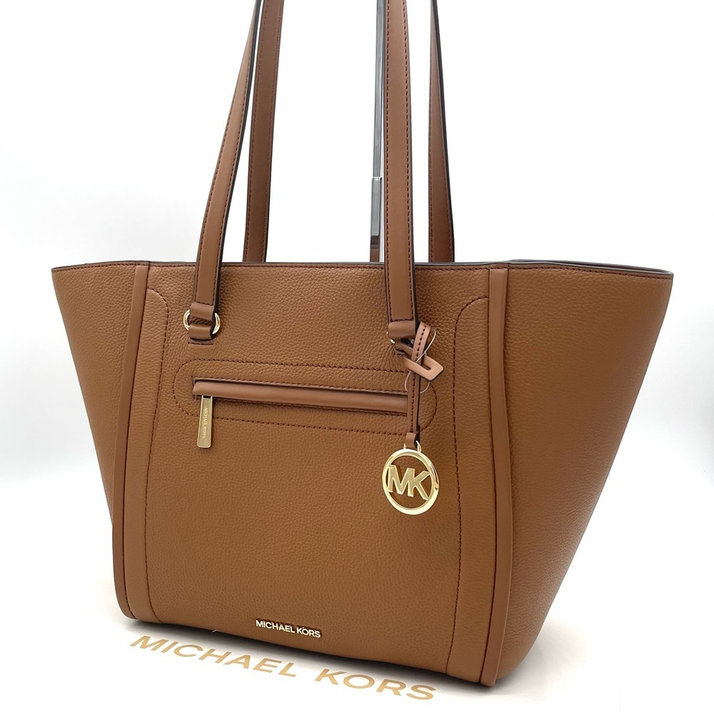 Michael Kors Carine Large Tote Bag - Picture 2 of 10